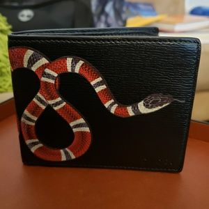 Gucci wallet
